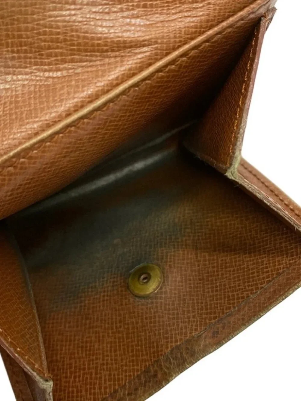 Louis Vuitton accessories	none note	